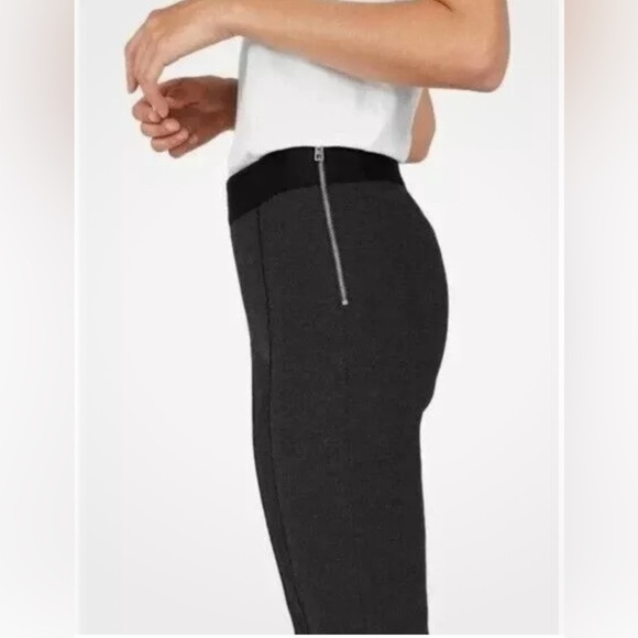 Everlane Ponte Pant, Black, Size 6, Approximately 25.5” inseam - Picture 3 of 7